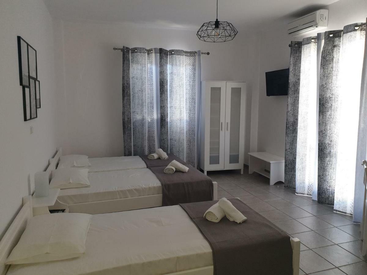 Sofia Tinos Exterior foto